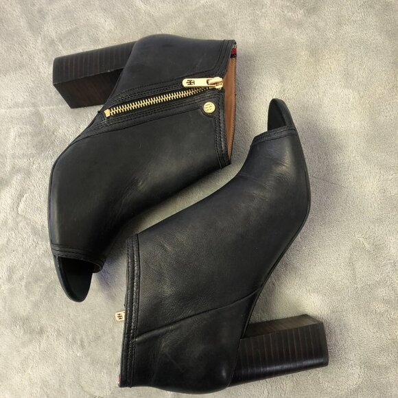 NWOT Tommy Hilfiger Peep Toe Black Leather Chunky Heel Ankle Booties Boots Sz 8 - Picture 6 of 15